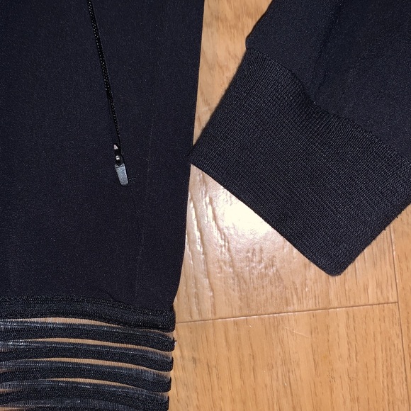 adidas - bomber jacket - Picture 5 of 5